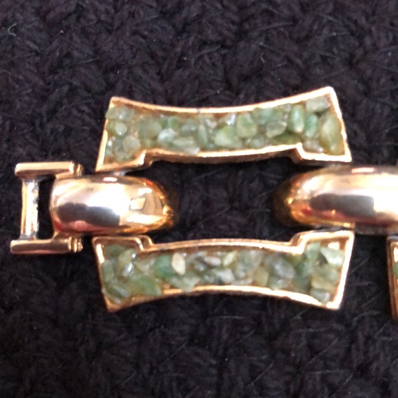 Misses Bracelet with Gold Metal And Green Stones - Picture 5 of 7